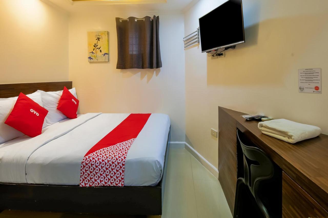 Capital O 860 Nest Nano Suites Makati Makati City Kültér fotó