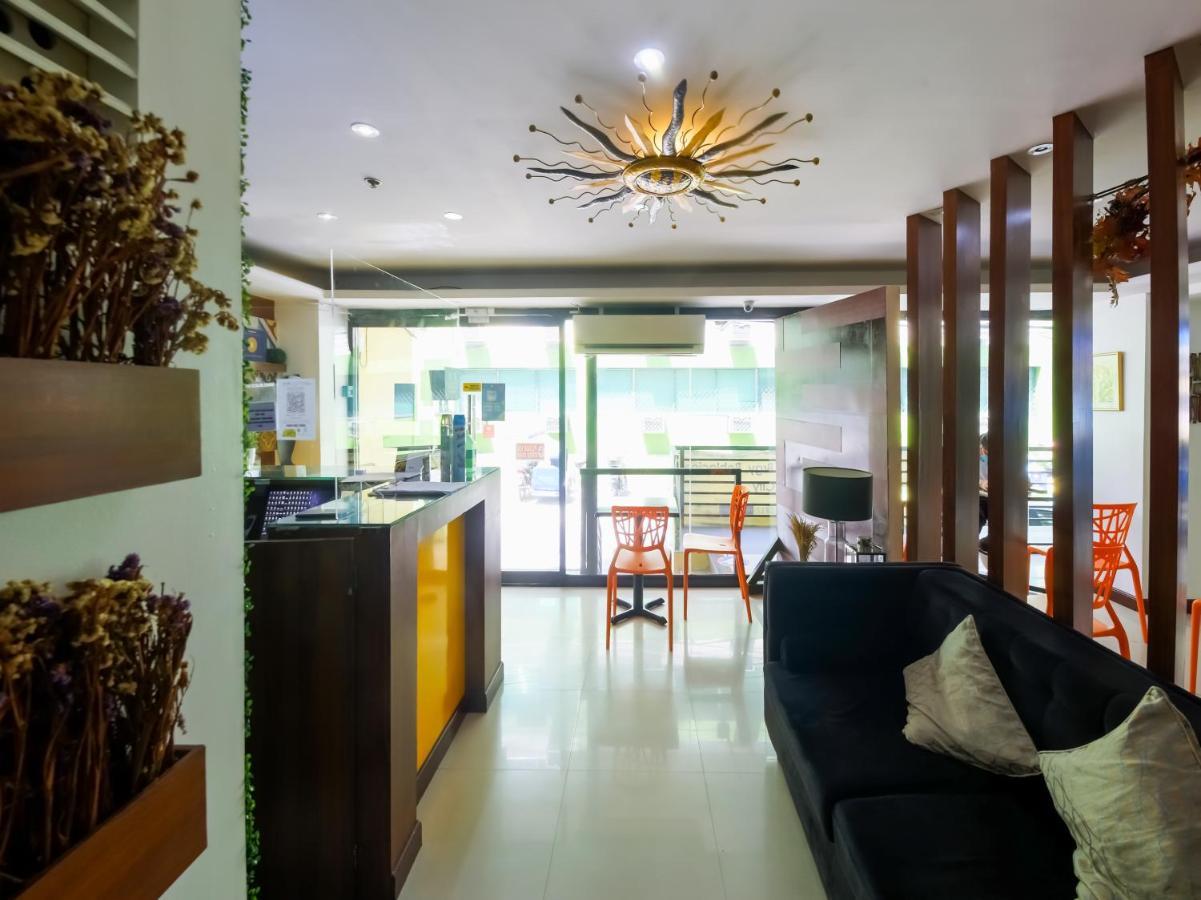 Capital O 860 Nest Nano Suites Makati Makati City Kültér fotó